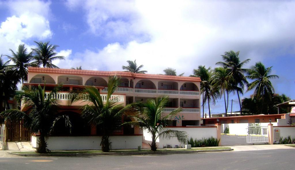 Luquillo Sunrise Beach Inn Экстерьер фото