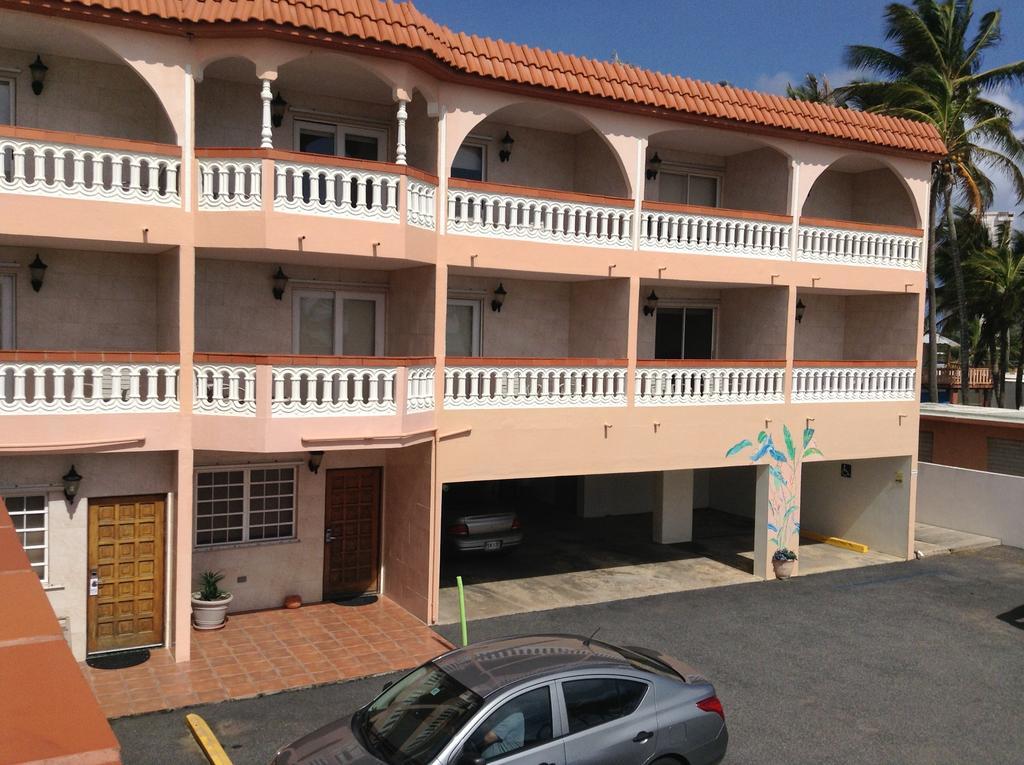 Luquillo Sunrise Beach Inn Экстерьер фото